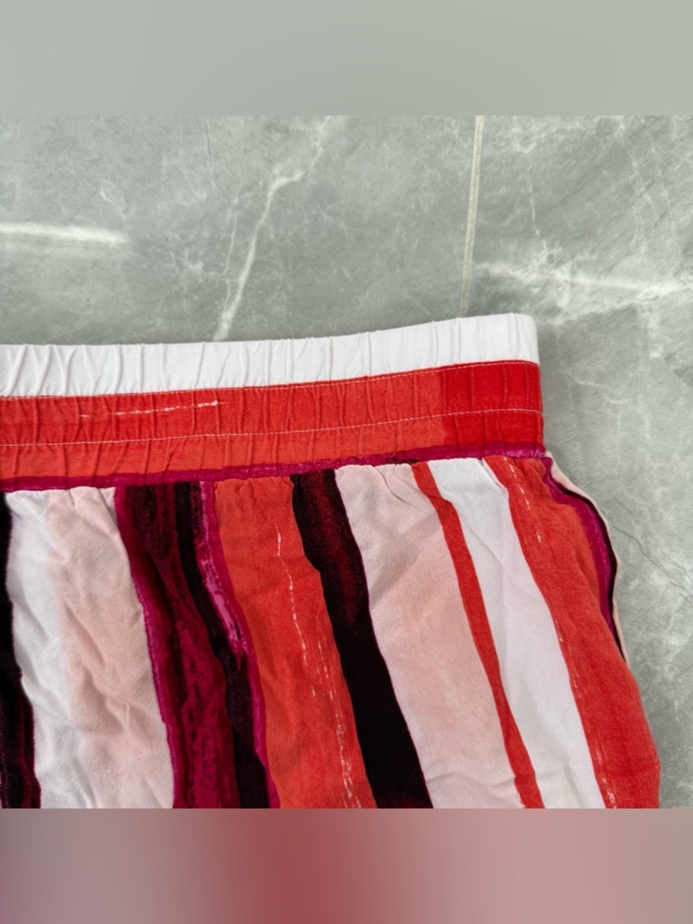 Women’s APT. 9 Mid Rise Striped Elastic Waist Casual Shorts Pockets Rayon Large - Picture 10 of 16